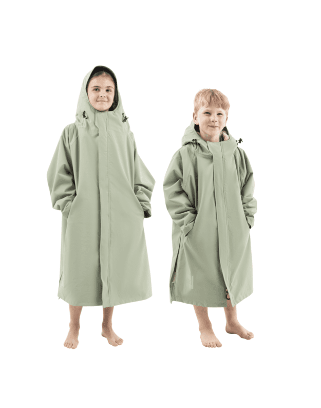 Red Equipment Kids' Long Sleeve Waterproof Changing Robe EVO Pro - Sage Green