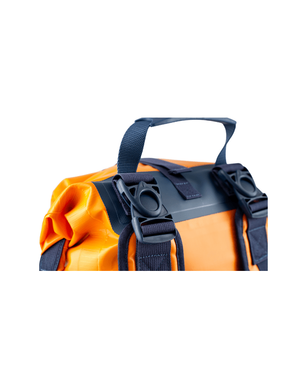 RED Original vandeniui atsparus krepšys (30L) - Oranžinė 4