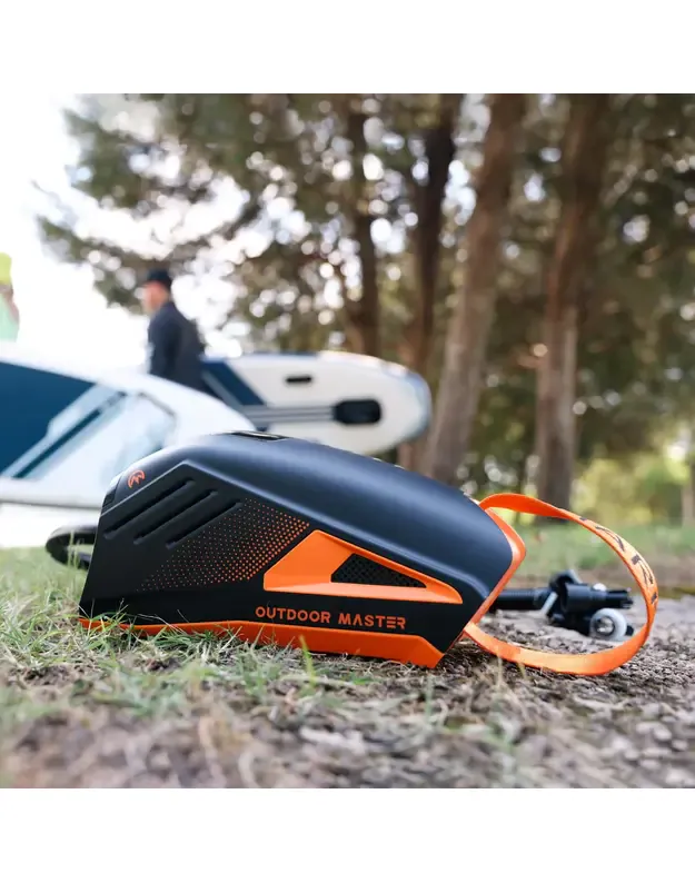 Outdoor Master Shark III 20PSI SUP Pump 4